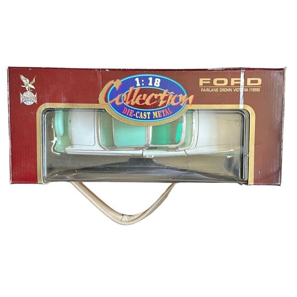 Road Legends Ford Fairlane Crown Victoria (1955) Die Cast Metal Car NIB - Picture 4 of 4
